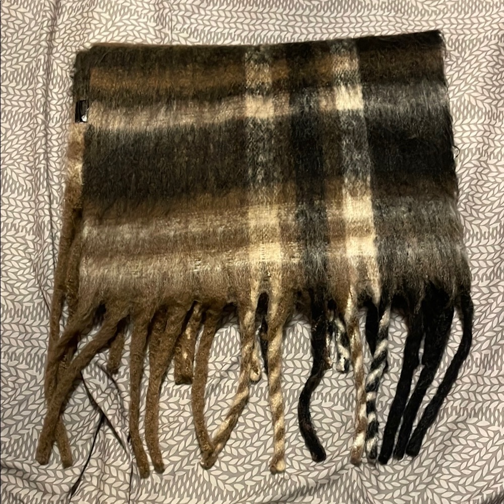 Plaid Wool Scarf in Brown and Black